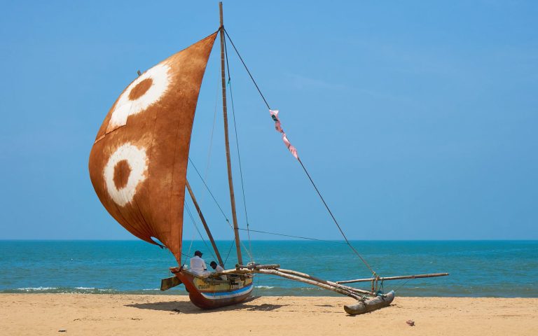negembo beach boat